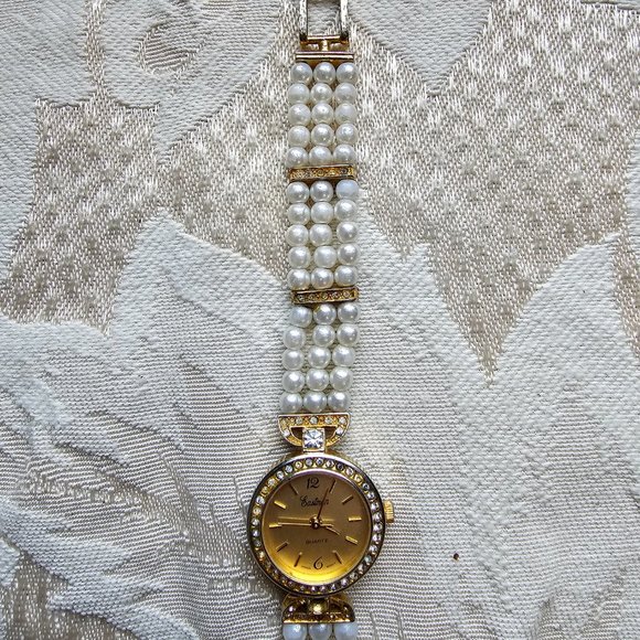Eastman Quartz Gold Tone Pearl Rhinestone Watch - Picture 7 of 16